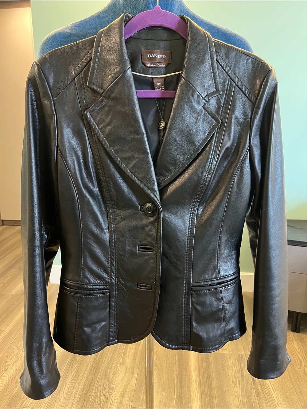 Danier Black Leather Fitted Blazer